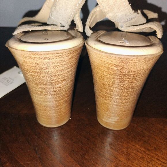 Sophia Milano Nwt Elegant Beige Women's Sandals - Picture 6 of 10